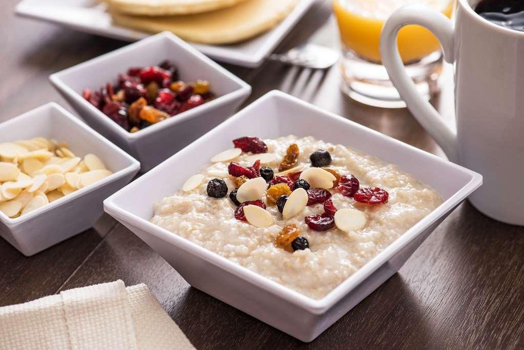 Hyatt Place Atlanta Airport North College Park Restoran gambar