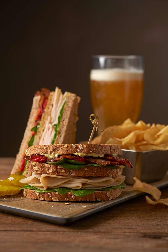 Hyatt Place Atlanta Airport North College Park Restoran gambar